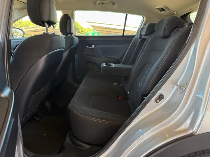 Kia Sportage 1.7 CRDi Drive 2011, foto 7