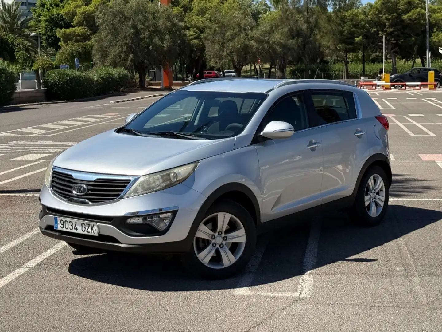 Kia Sportage 1.7CRDi Drive Gris - 1