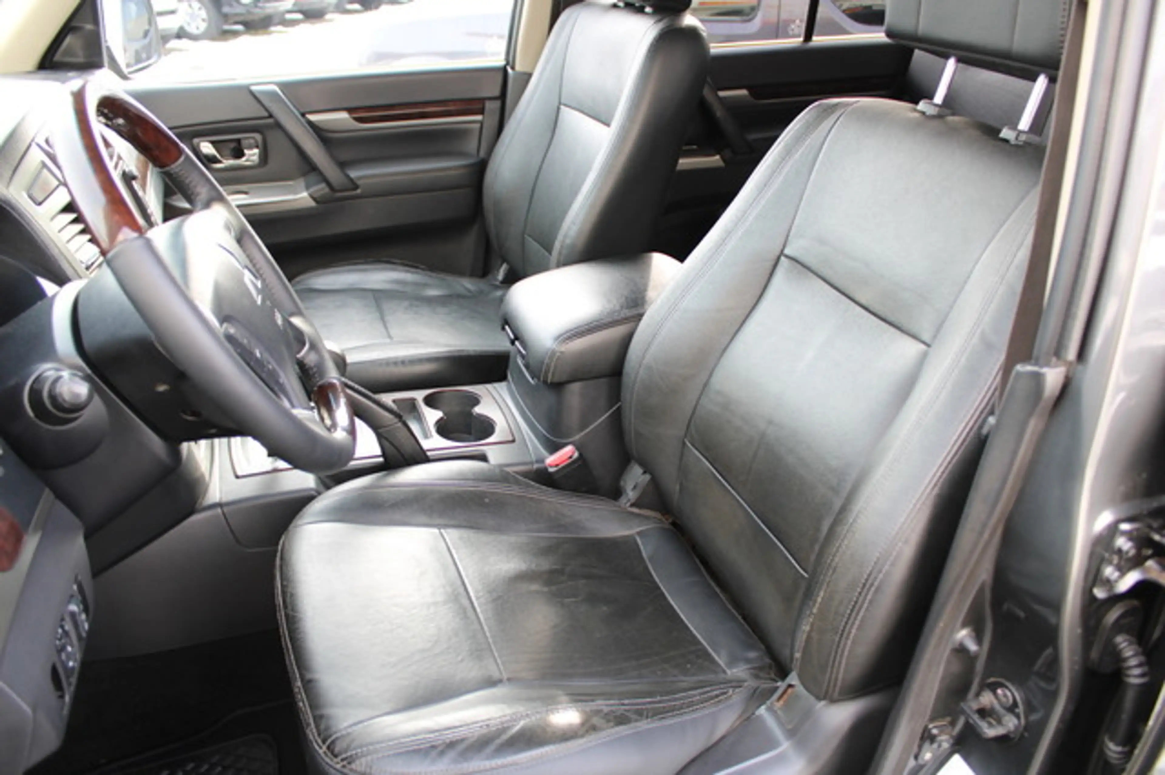 Mitsubishi Pajero 3.2 DI-D Instyle Top VOLL*7-Sitzer*Top Zustand — photo 15