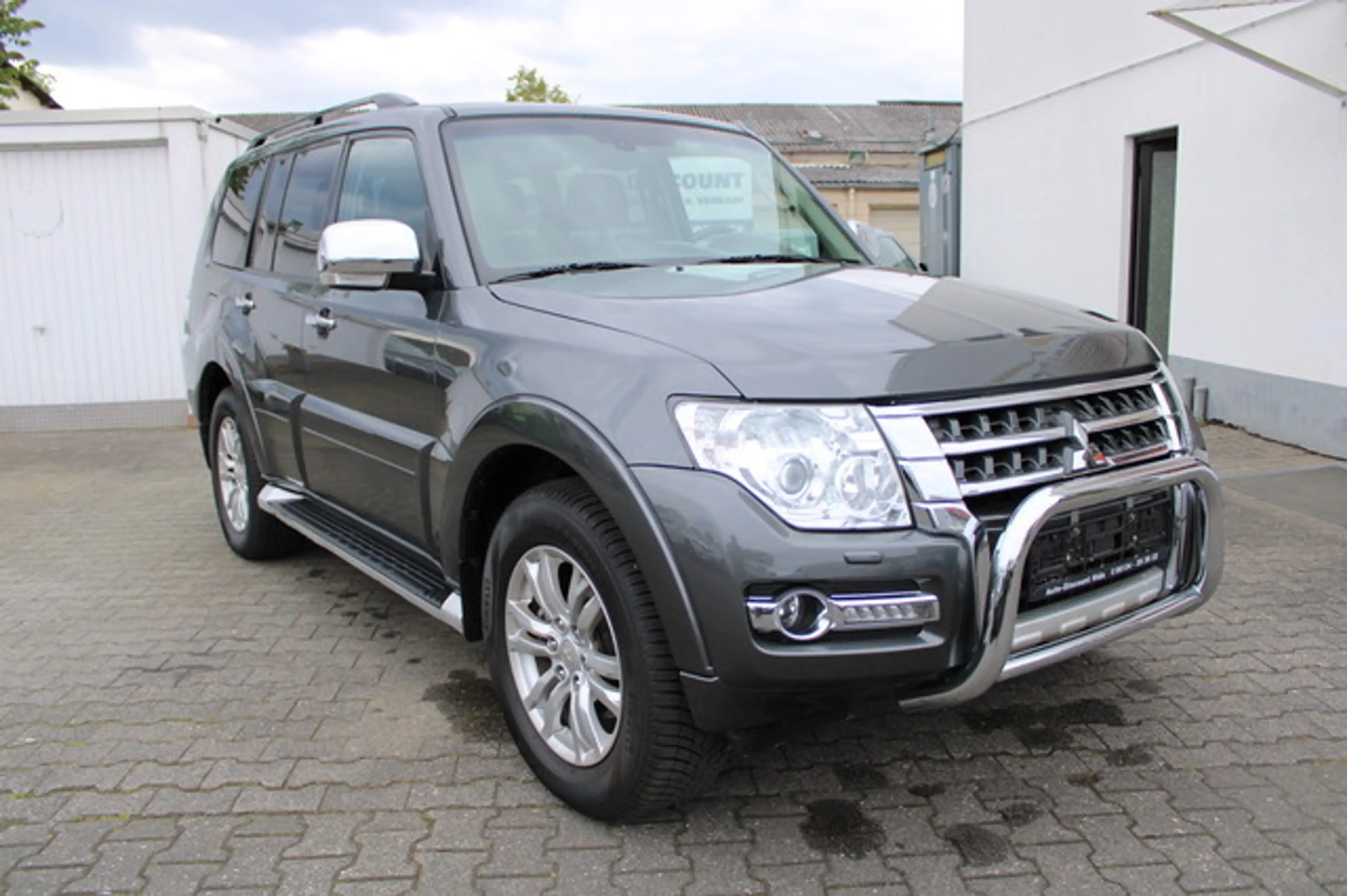 Mitsubishi Pajero 3.2 DI-D Instyle Top VOLL*7-Sitzer*Top Zustand