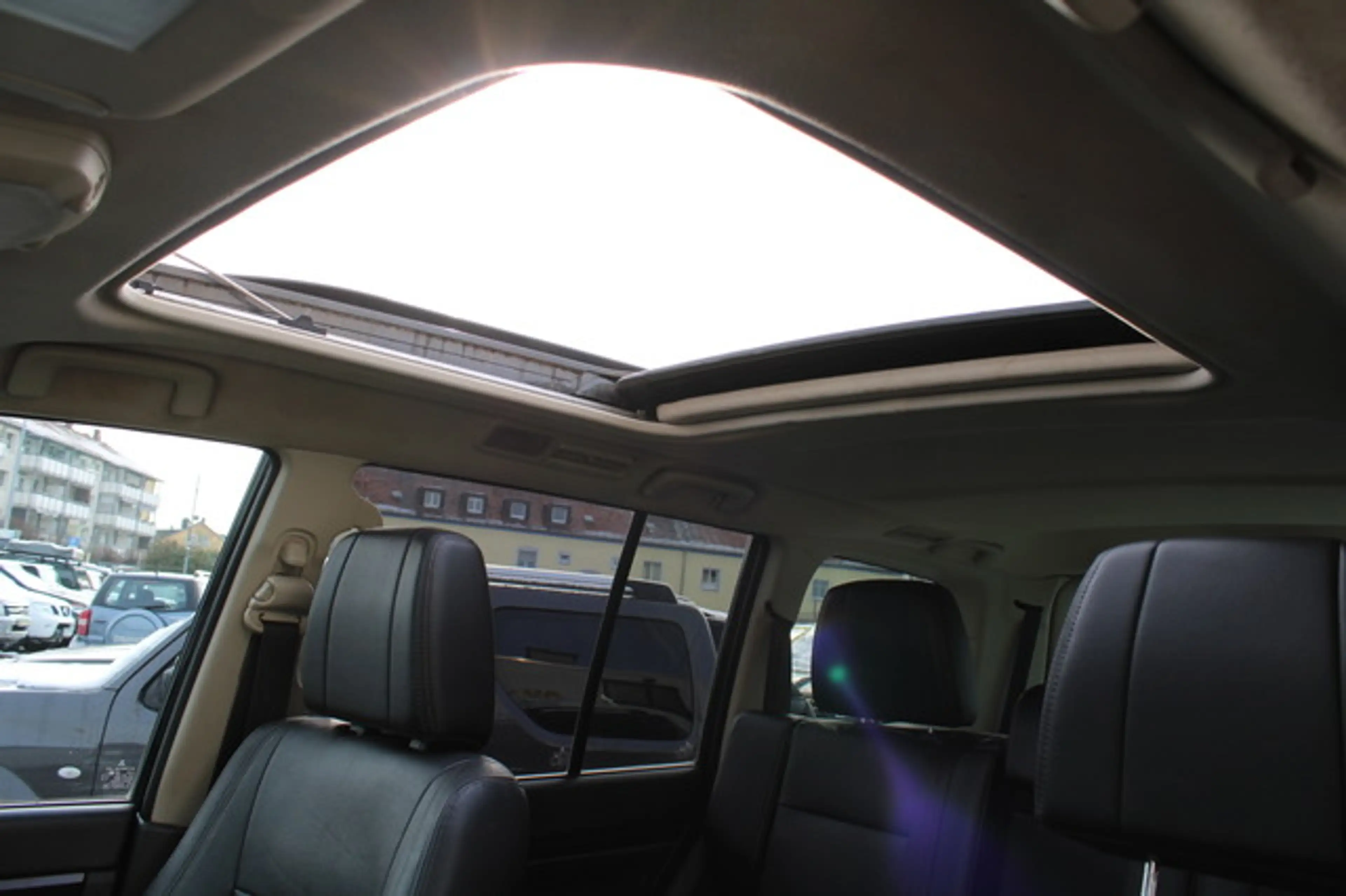 Mitsubishi Pajero 3.2 DI-D Instyle Top VOLL*7-Sitzer*Top Zustand — photo 14