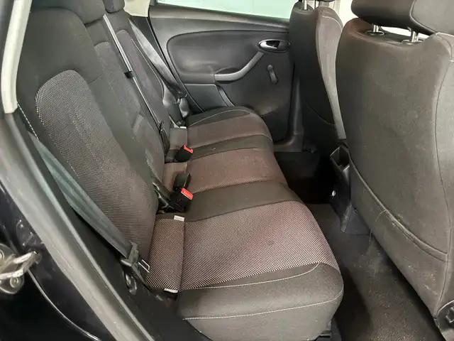 SEAT Altea XL view 14