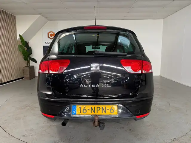 SEAT Altea XL view 11