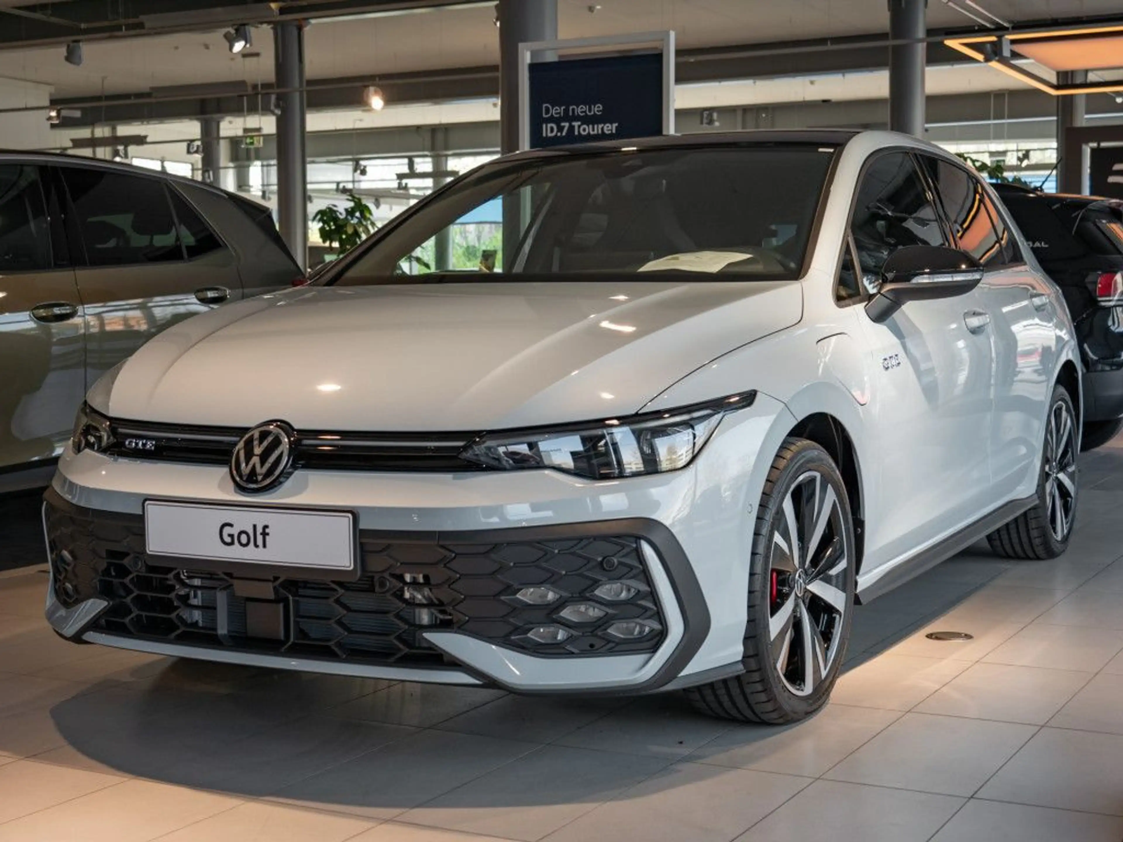 Volkswagen Golf GTE GTE 1,5 l eHybrid DSG — photo 2