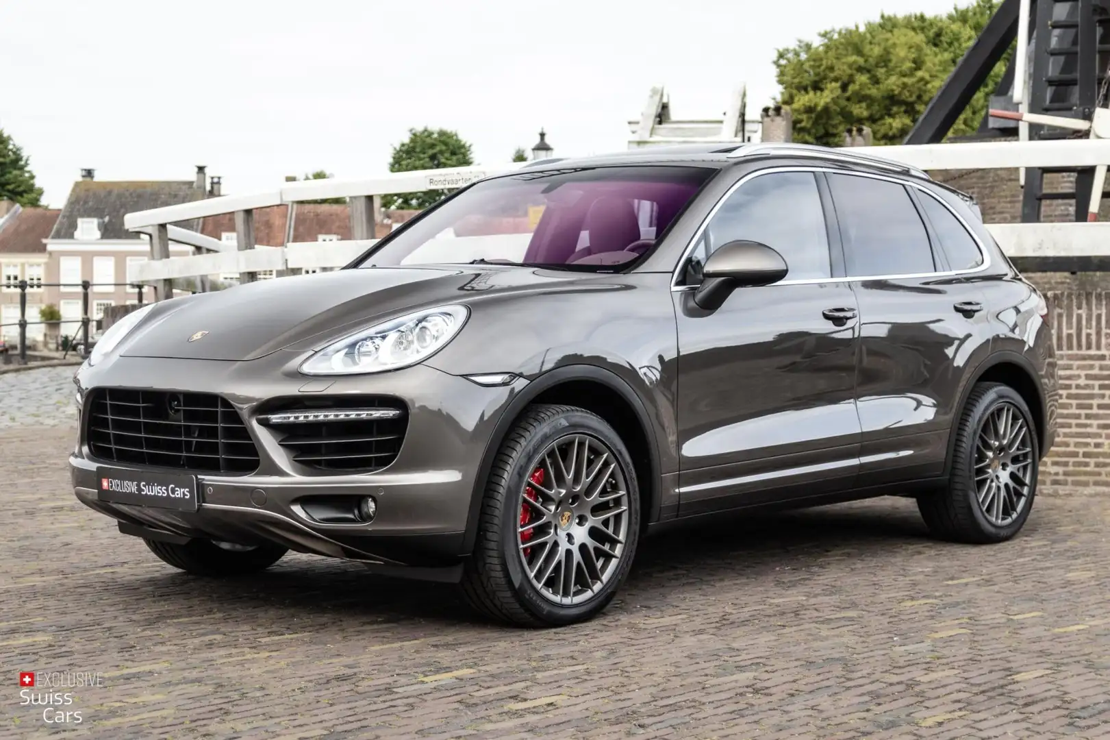 Porsche Cayenne 4.8 Turbo|PDCC|ACC|Schuifdak|Stoel vent.|BOSE Beige - 1