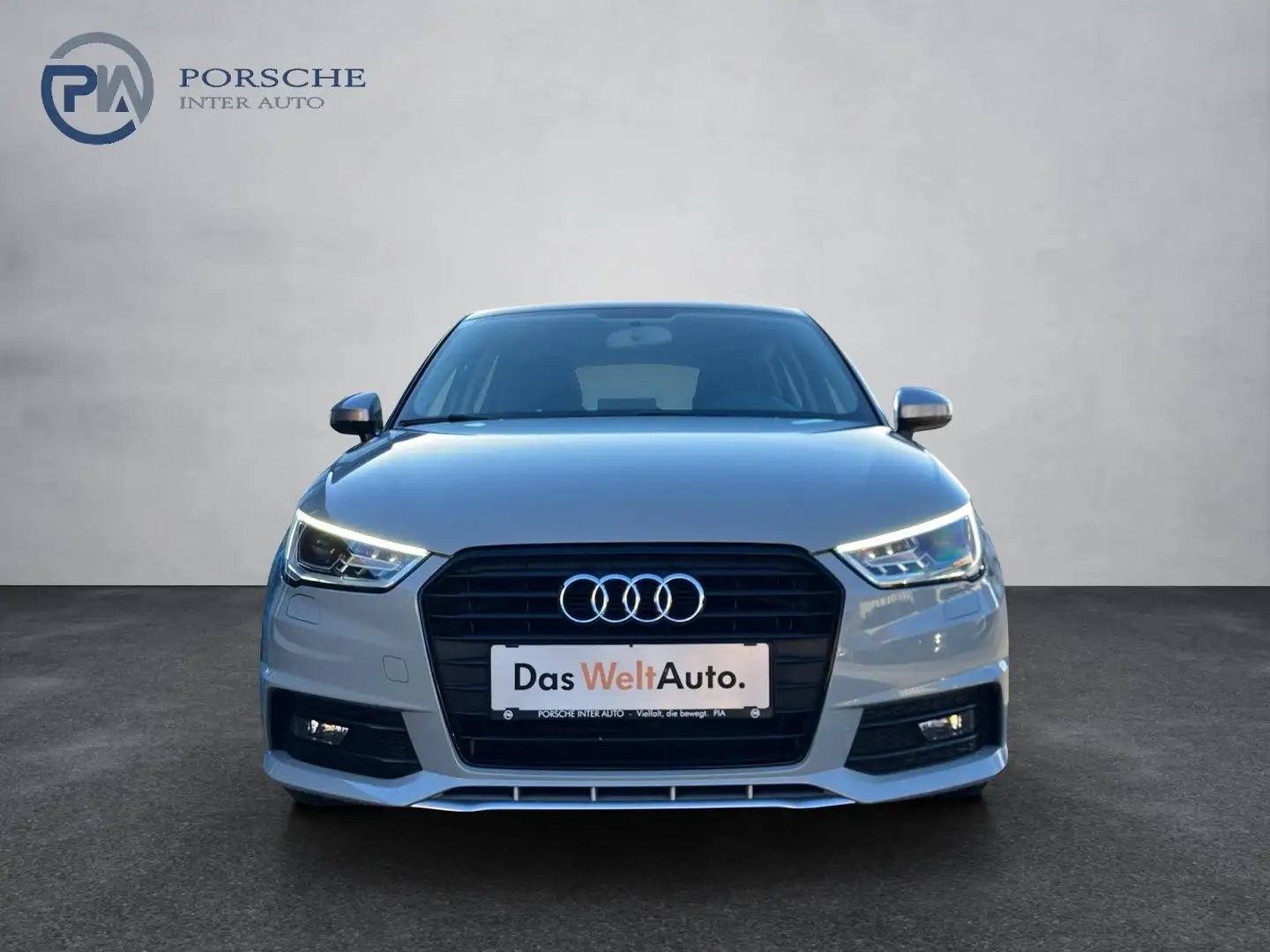 Audi A1 1.0 TFSI Austria Gris - 2