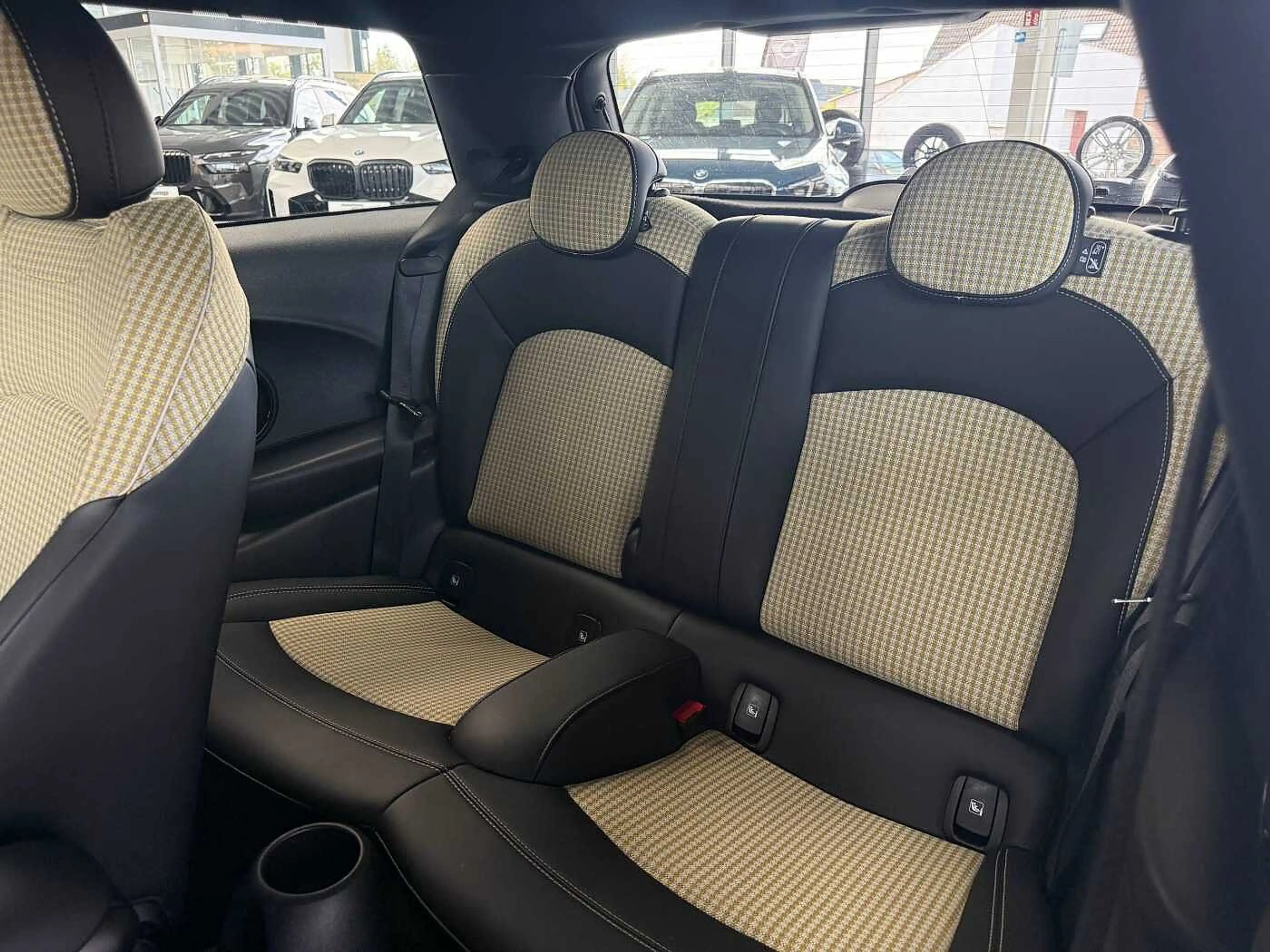 MINI Cooper S Resolute Edition Autom|Navi|LED|SHZ| CarPlay|LM18' — photo 11