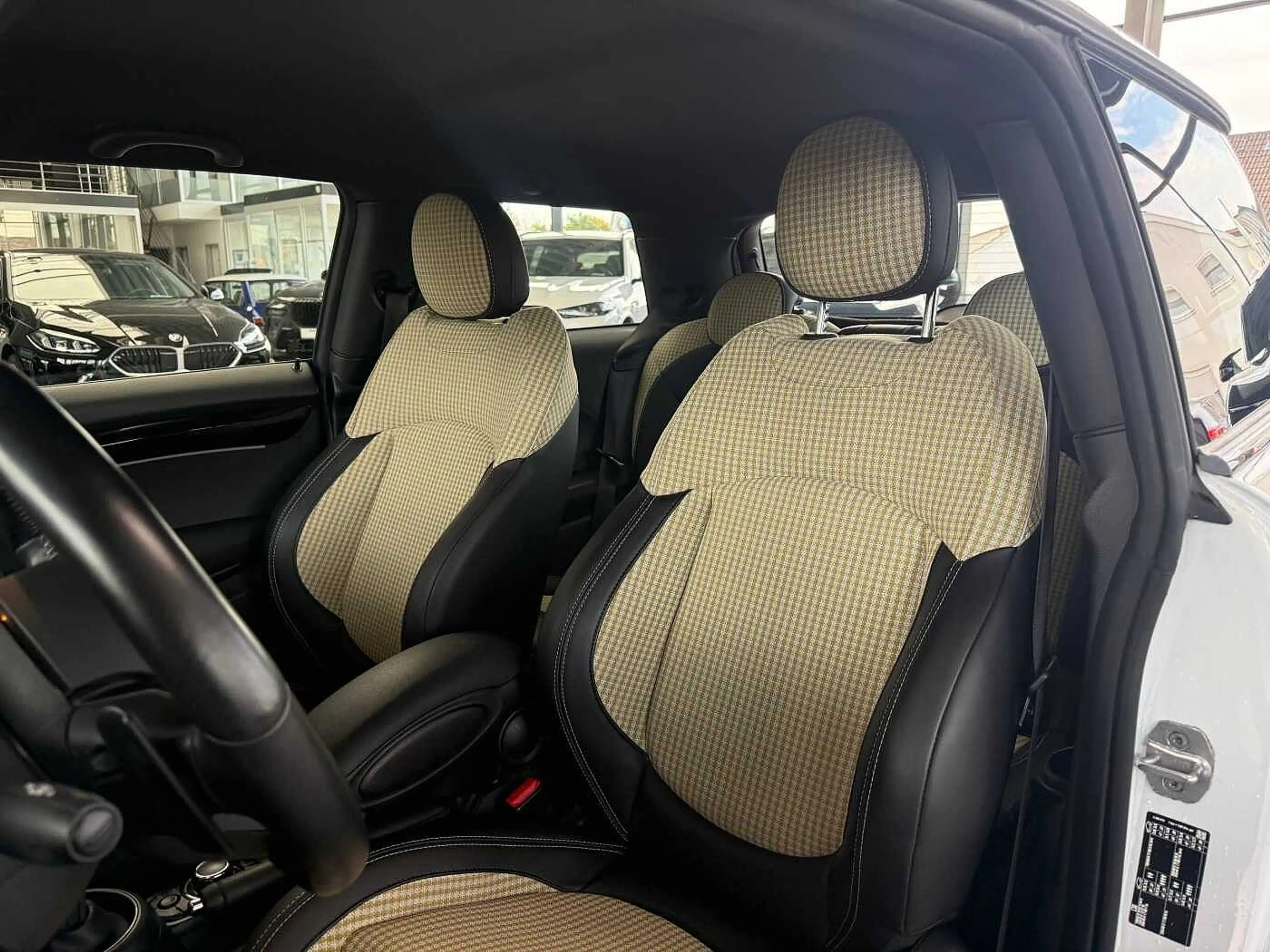 MINI Cooper S Resolute Edition Autom|Navi|LED|SHZ| CarPlay|LM18' — photo 10