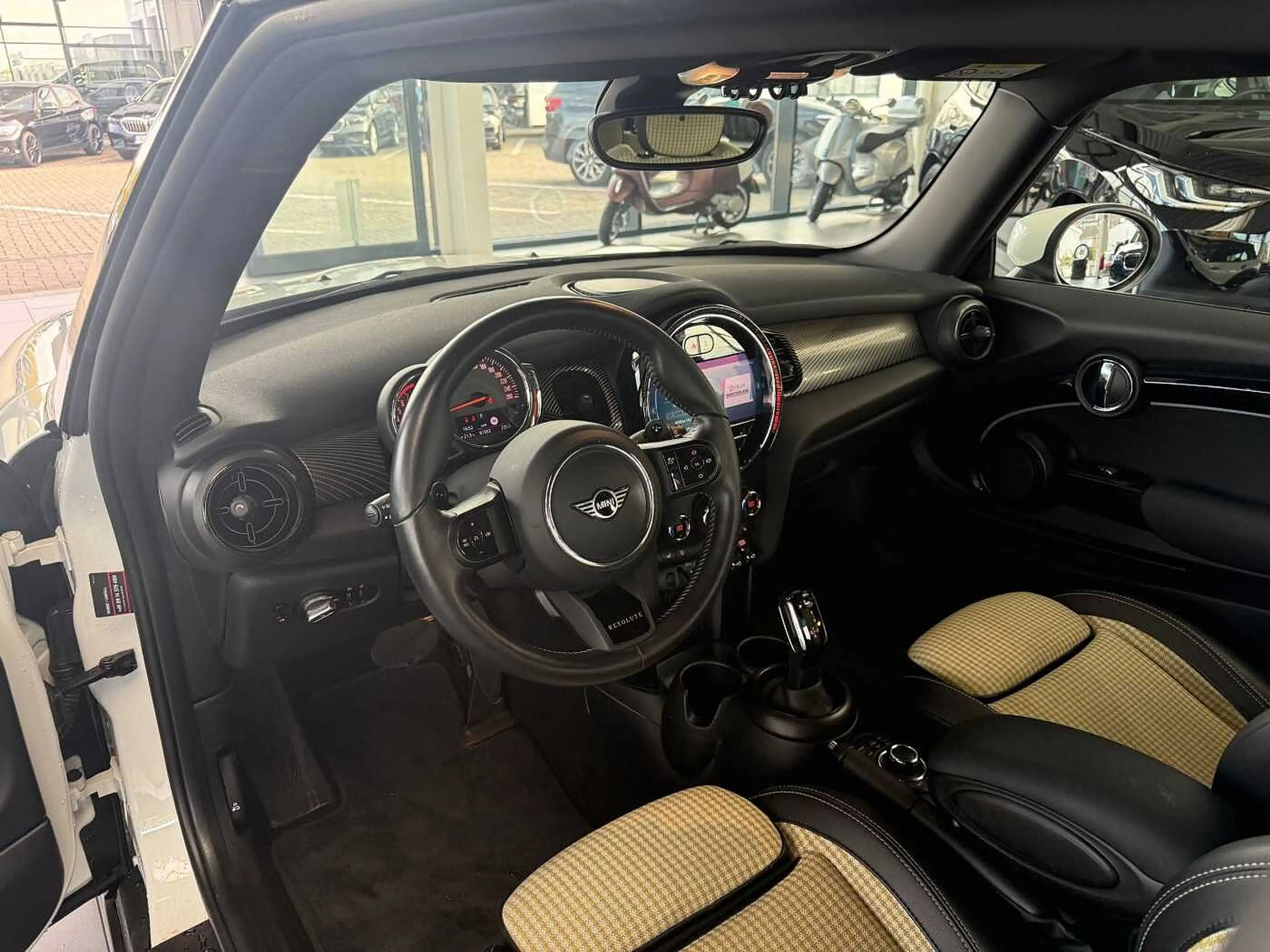 MINI Cooper S Resolute Edition Autom|Navi|LED|SHZ| CarPlay|LM18' — photo 9