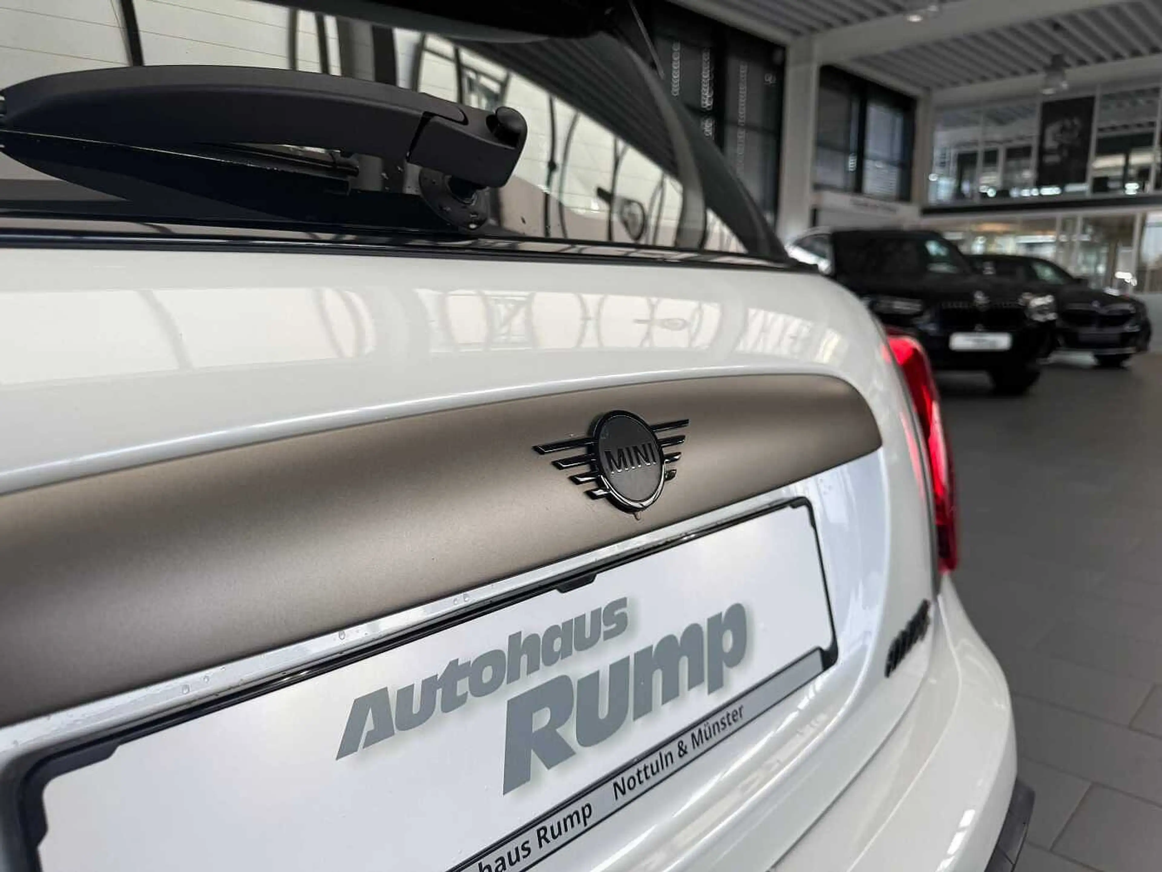 MINI Cooper S Resolute Edition Autom|Navi|LED|SHZ| CarPlay|LM18' — photo 12