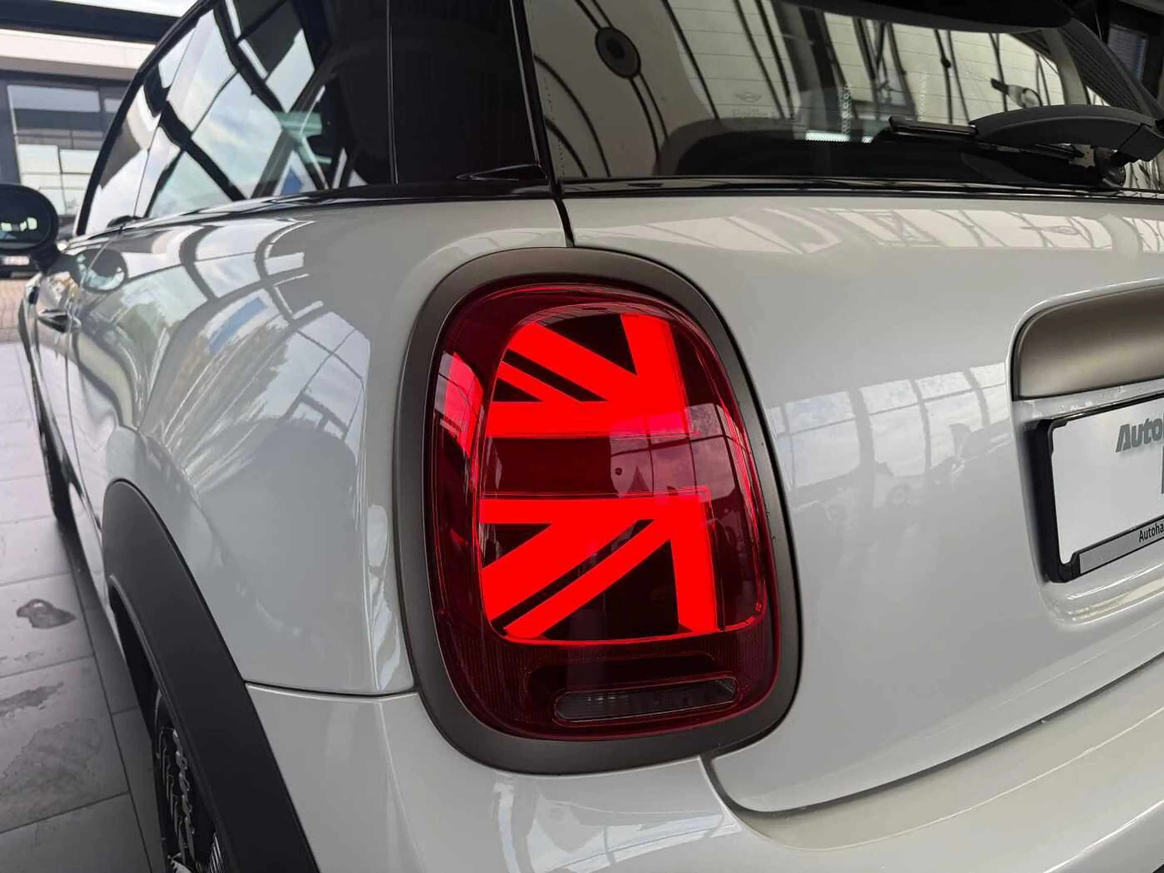 MINI Cooper S Resolute Edition Autom|Navi|LED|SHZ| CarPlay|LM18' — photo 8