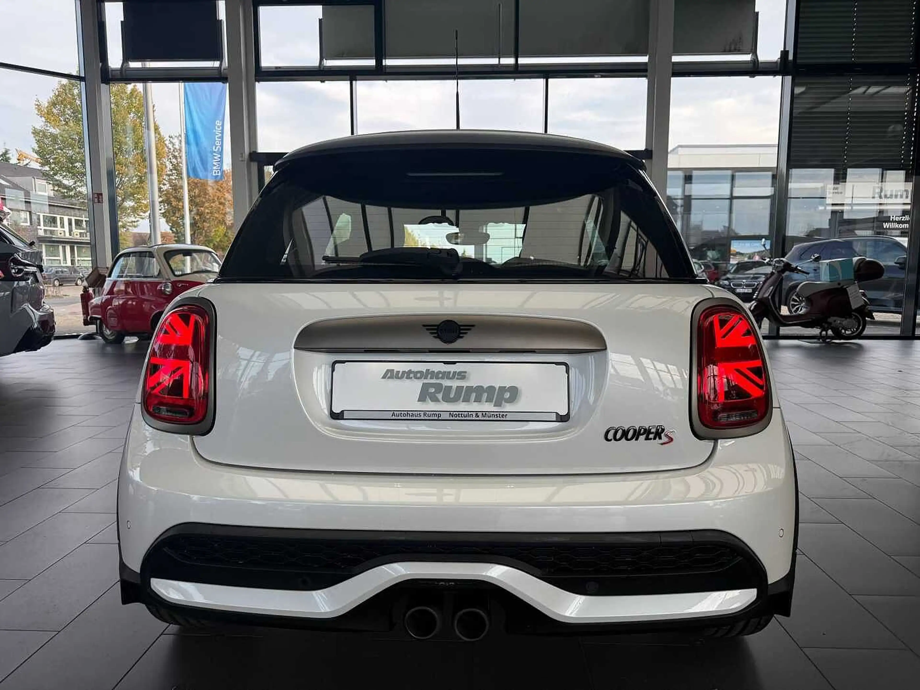 MINI Cooper S Resolute Edition Autom|Navi|LED|SHZ| CarPlay|LM18' — photo 6
