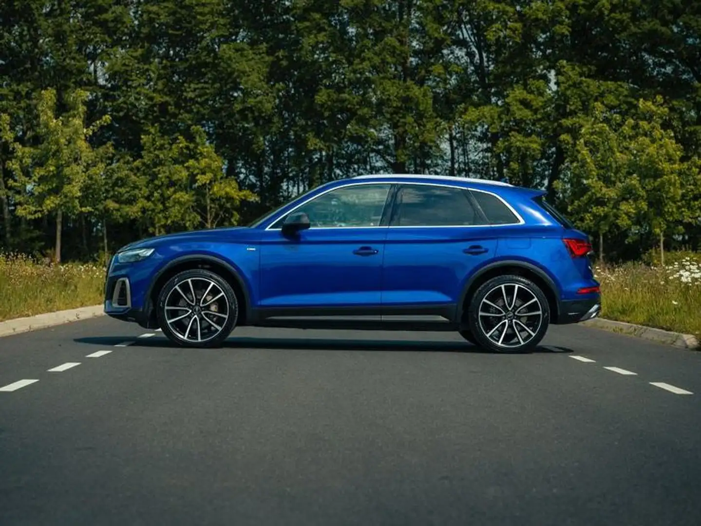 Audi Q5 55 TFSI e S-Line, Pano, B&O, el.Trekhaak, heads-up Blauw - 2