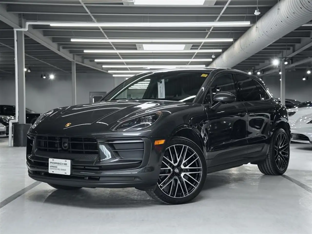 2025 Porsche Macan