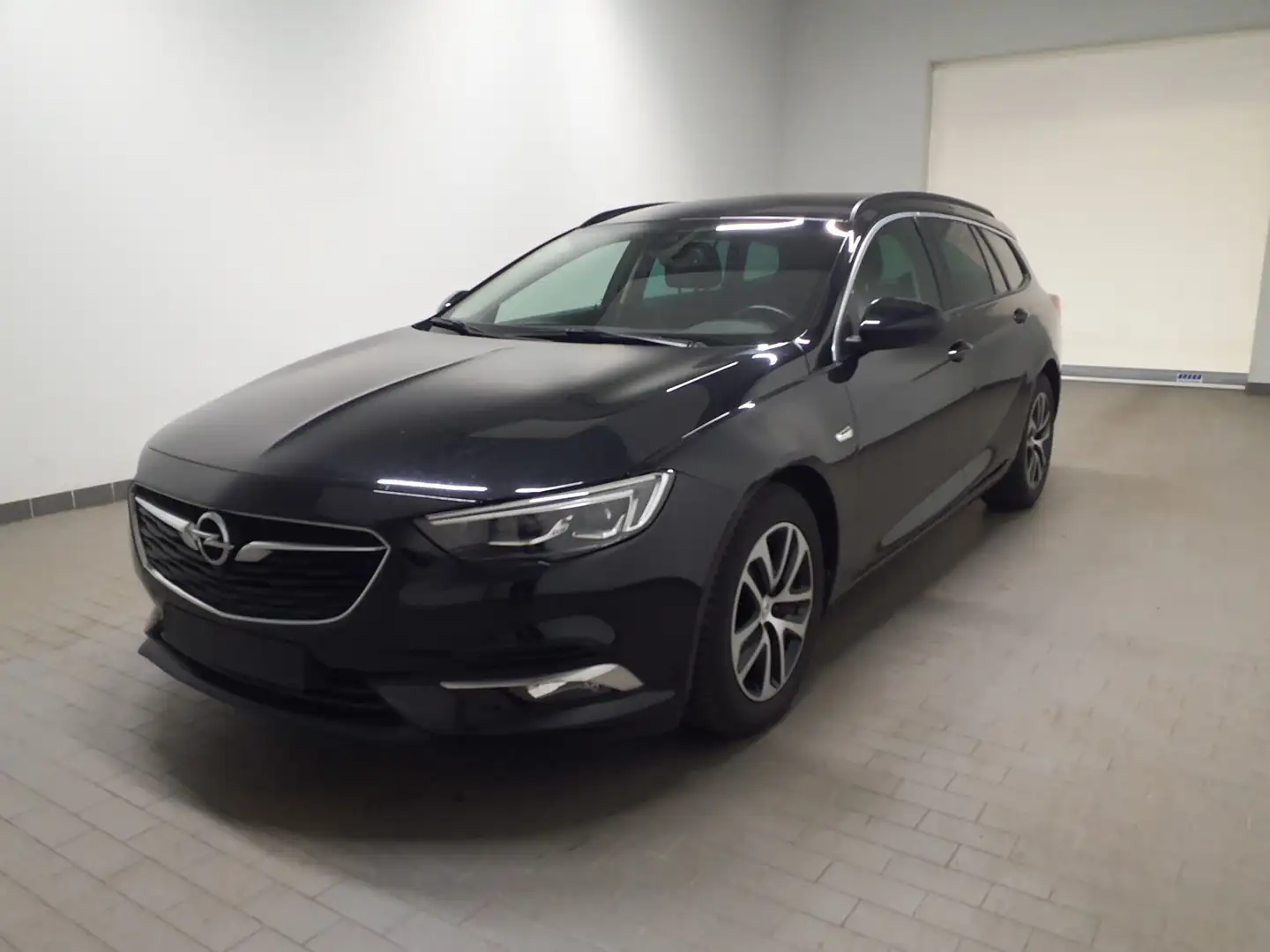 Opel Insignia Business Sports Tourer NAV TEMP APPLINK LED PDC Noir - 1