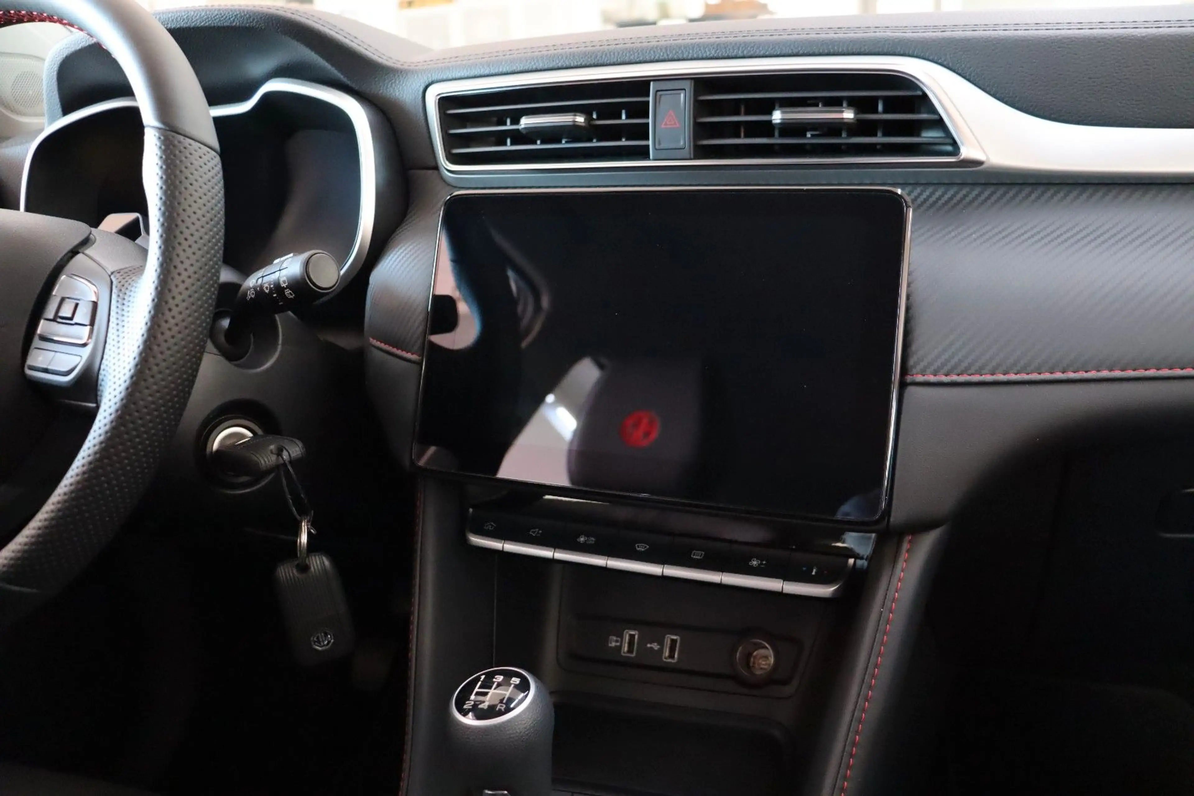 MG ZS 1.5 Luxury Leder SHZ Navi 360° Virtual SOFORT — photo 12