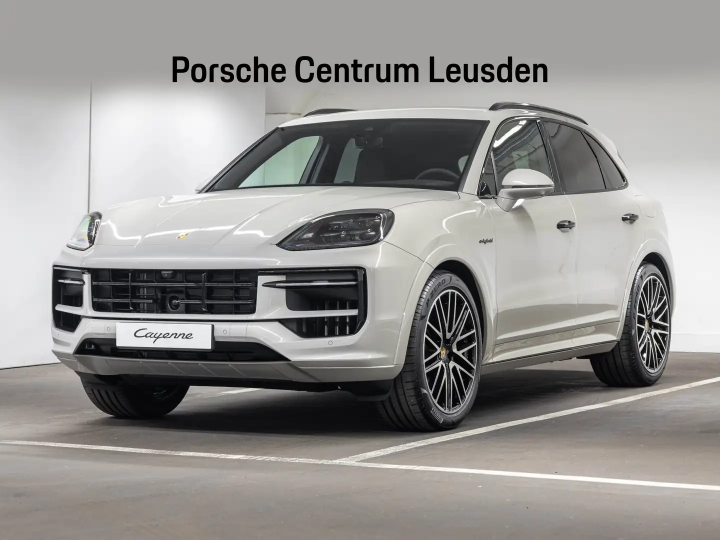 Porsche Cayenne E-Hybrid Beige - 1