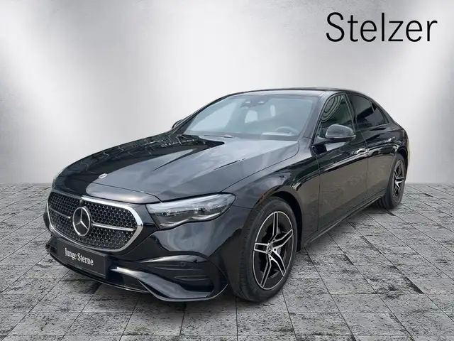 Mercedes-Benz E 220 d 4MATIC MBUX Superscreen AMG Night FAP Ansicht 2
