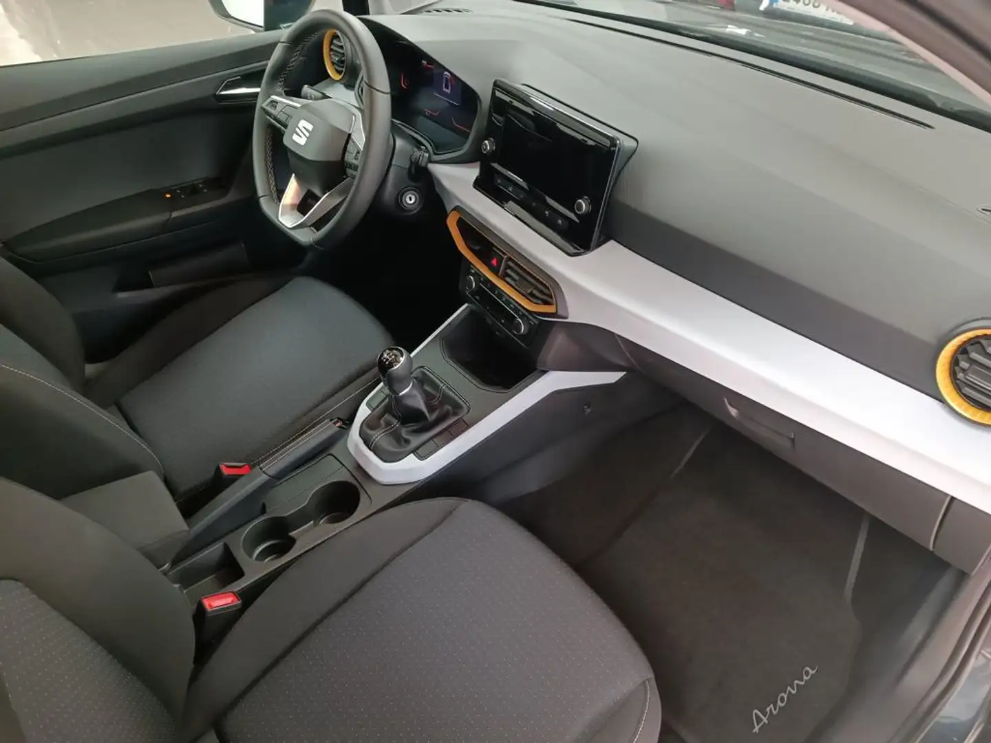 SEAT Arona 1.0 TSI S&S Style Special Edition 115 Gris - 2