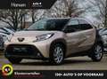Toyota Aygo X 1.0 VVT-i MT Pulse I Camera I ACC I LM-Velgen Beige - thumbnail 1