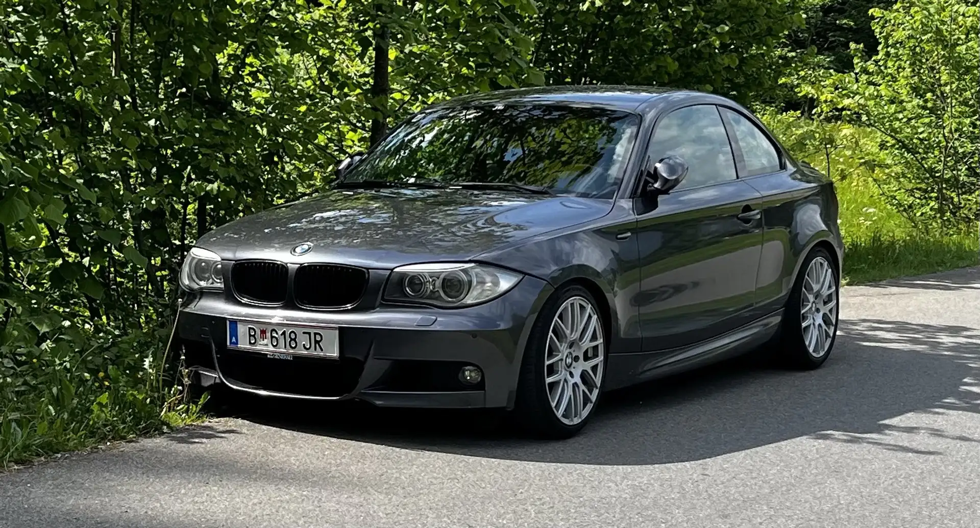 BMW 120 120d Coupé - 1