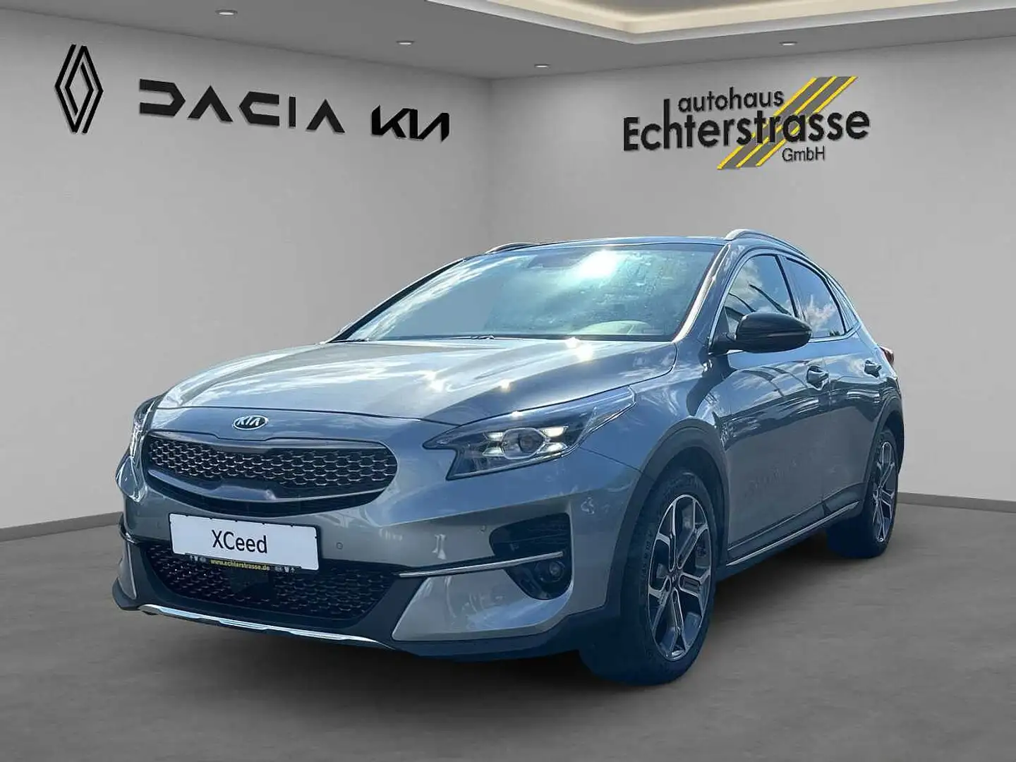 Kia XCeed PLATINUM ED. 1.6 T-GDI DCT7 +GD Silber - 2