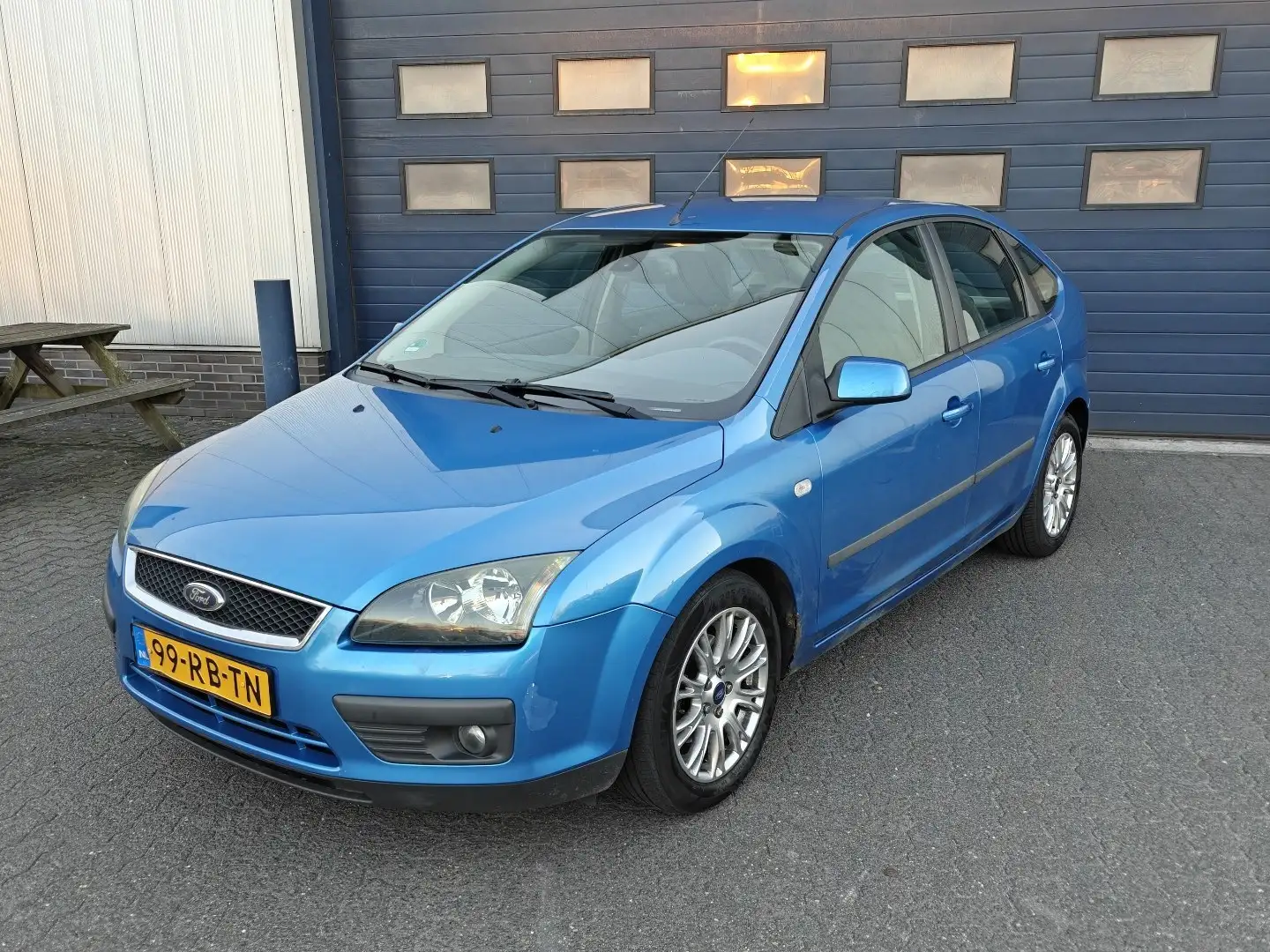 Ford Focus 1.6-16V First Edition Blauw - 1