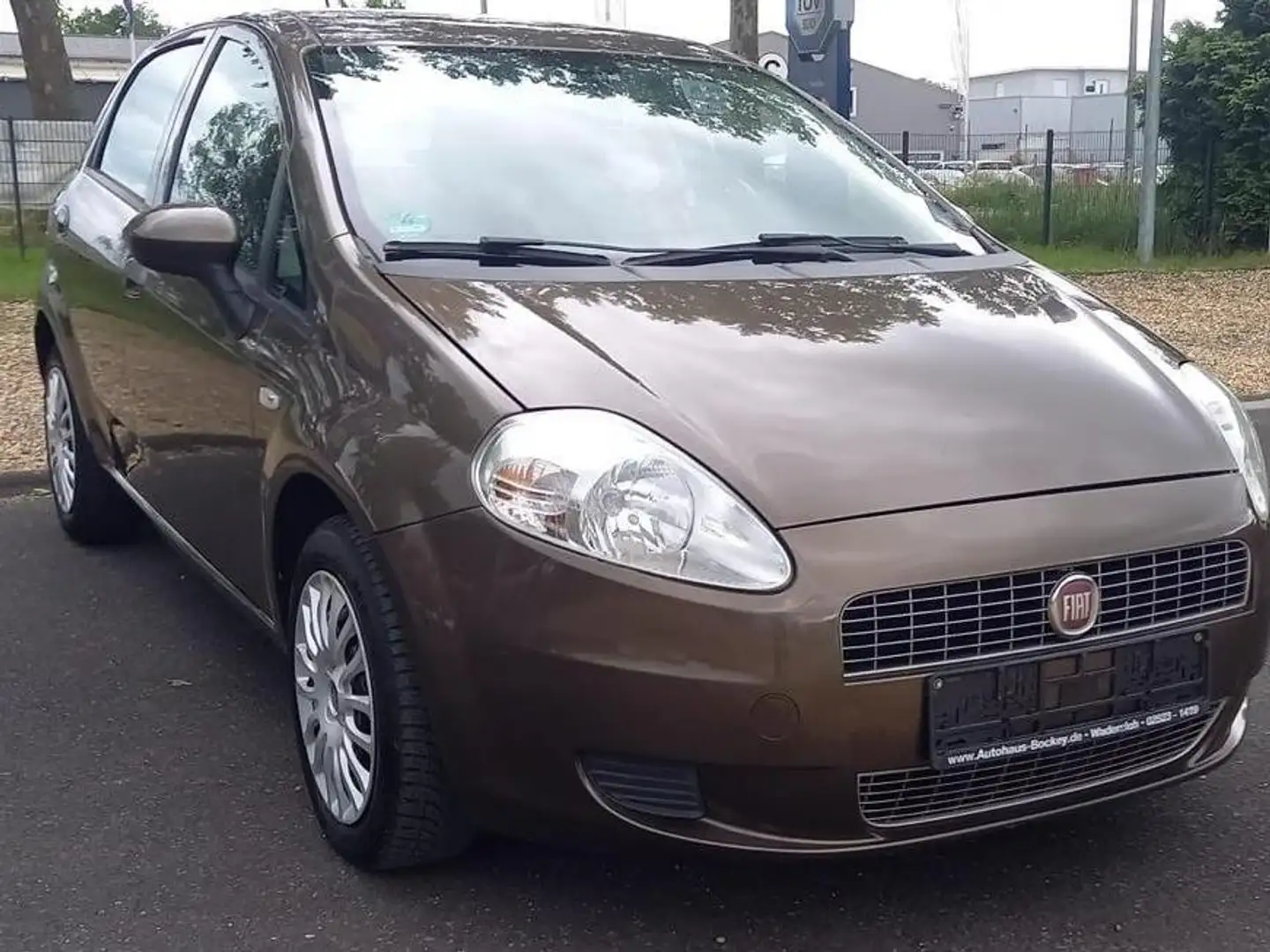 Fiat Grande Punto Grande Punto TÜV NEU Braun - 1