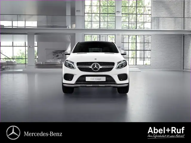 Mercedes-Benz GLE view 2