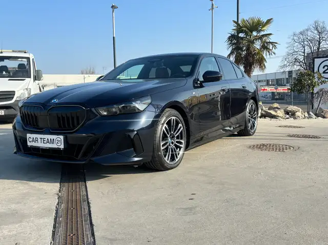 BMW 550 550 e xDrive M Sport Pro Ansicht 3