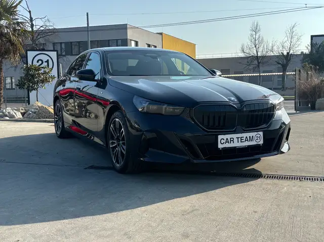 BMW 550 550 e xDrive M Sport Pro Ansicht 2