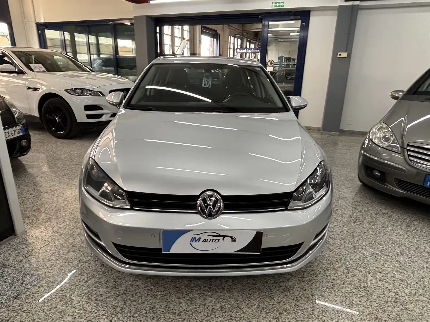Volkswagen Golf 5p 1.6 tdi Highline Executive (business) 110cv Argento - 1