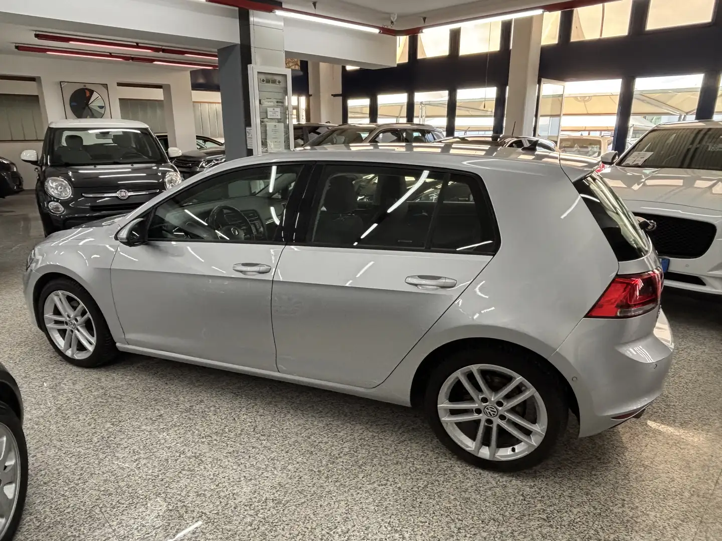 Volkswagen Golf 5p 1.6 tdi Highline Executive (business) 110cv Argento - 2