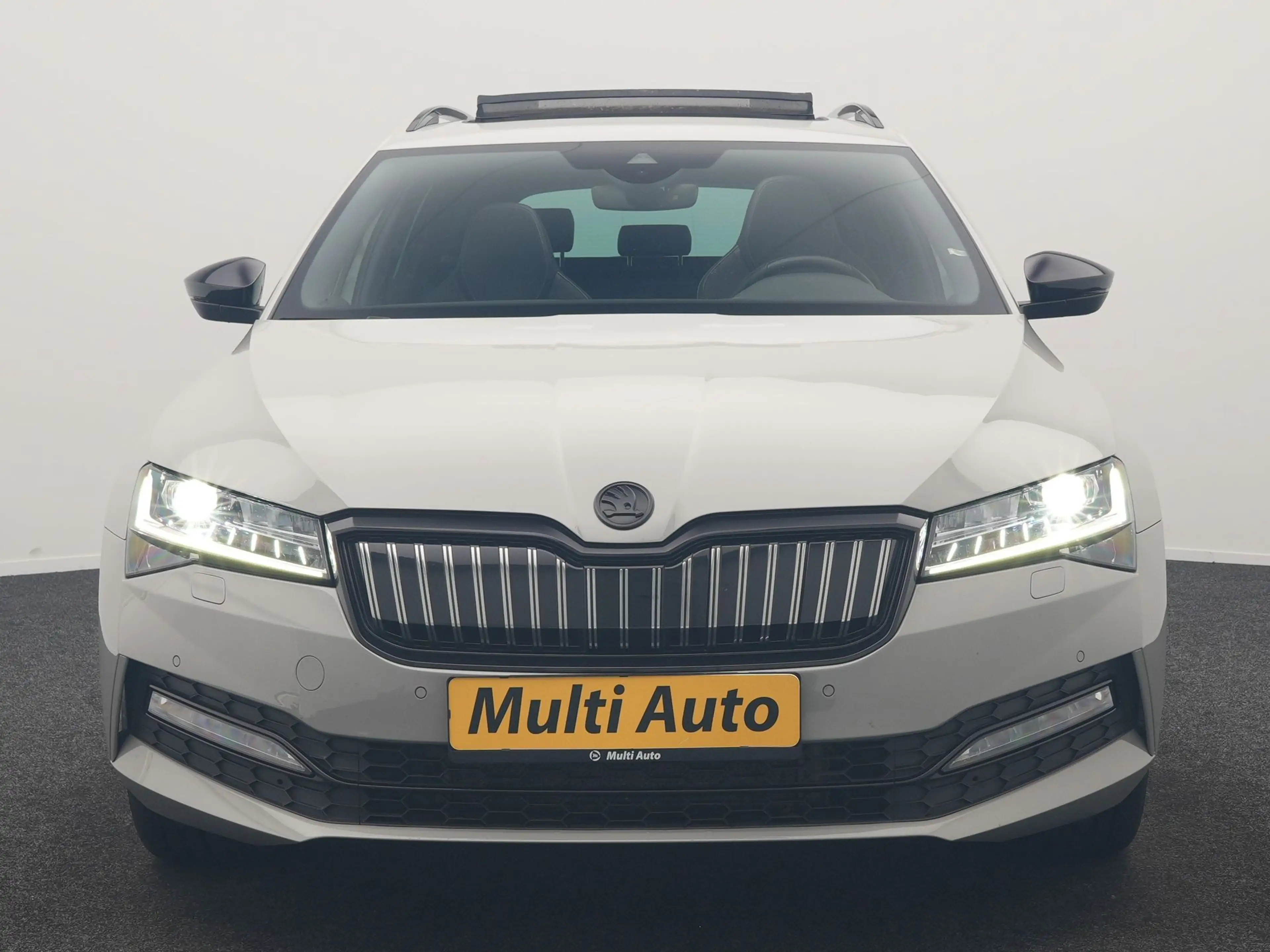 Skoda Superb Combi 1.4 TSI iV Sportline Business PHEV 218pk Dea — photo 18