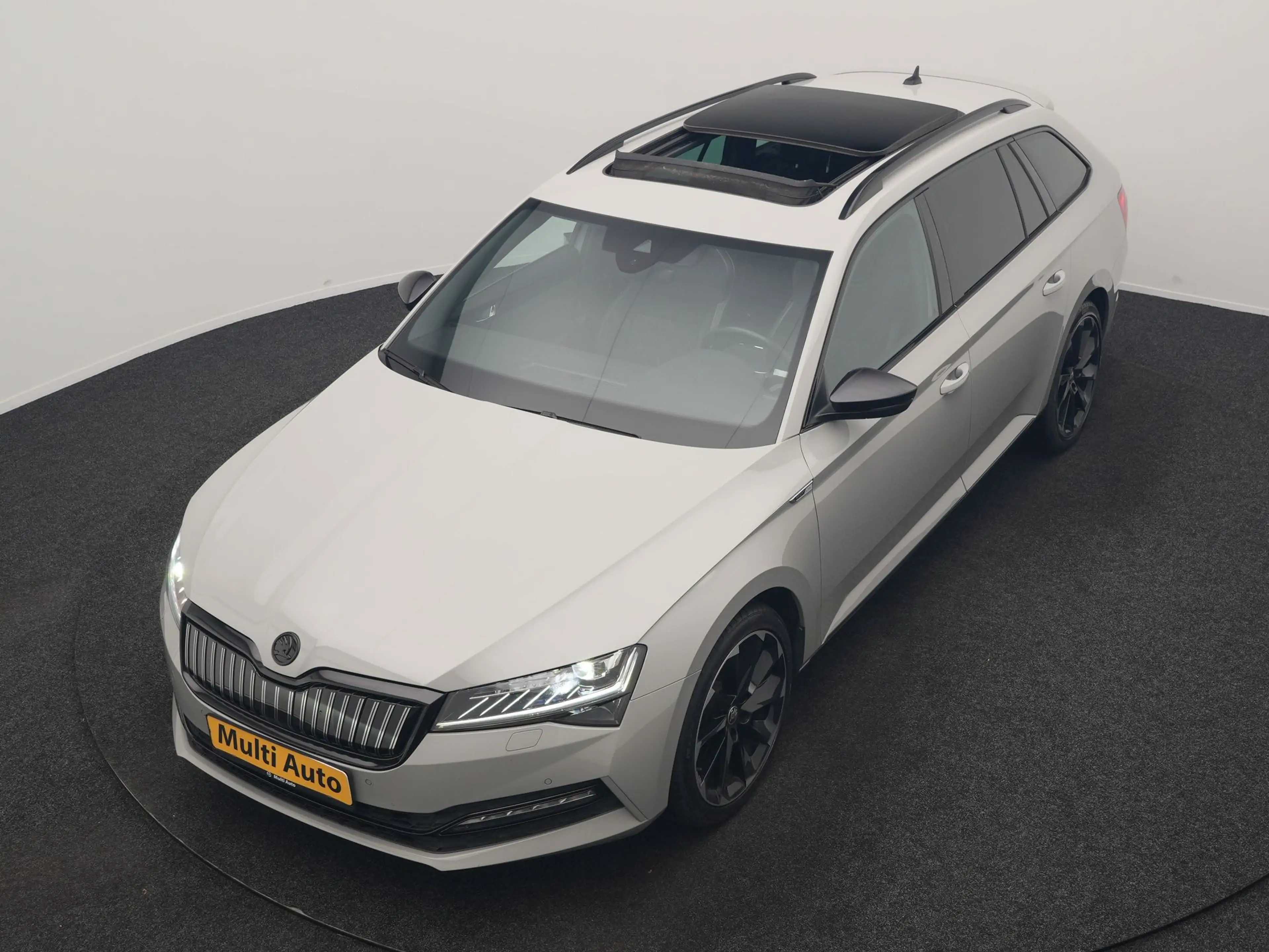 Skoda Superb Combi 1.4 TSI iV Sportline Business PHEV 218pk Dea — photo 31