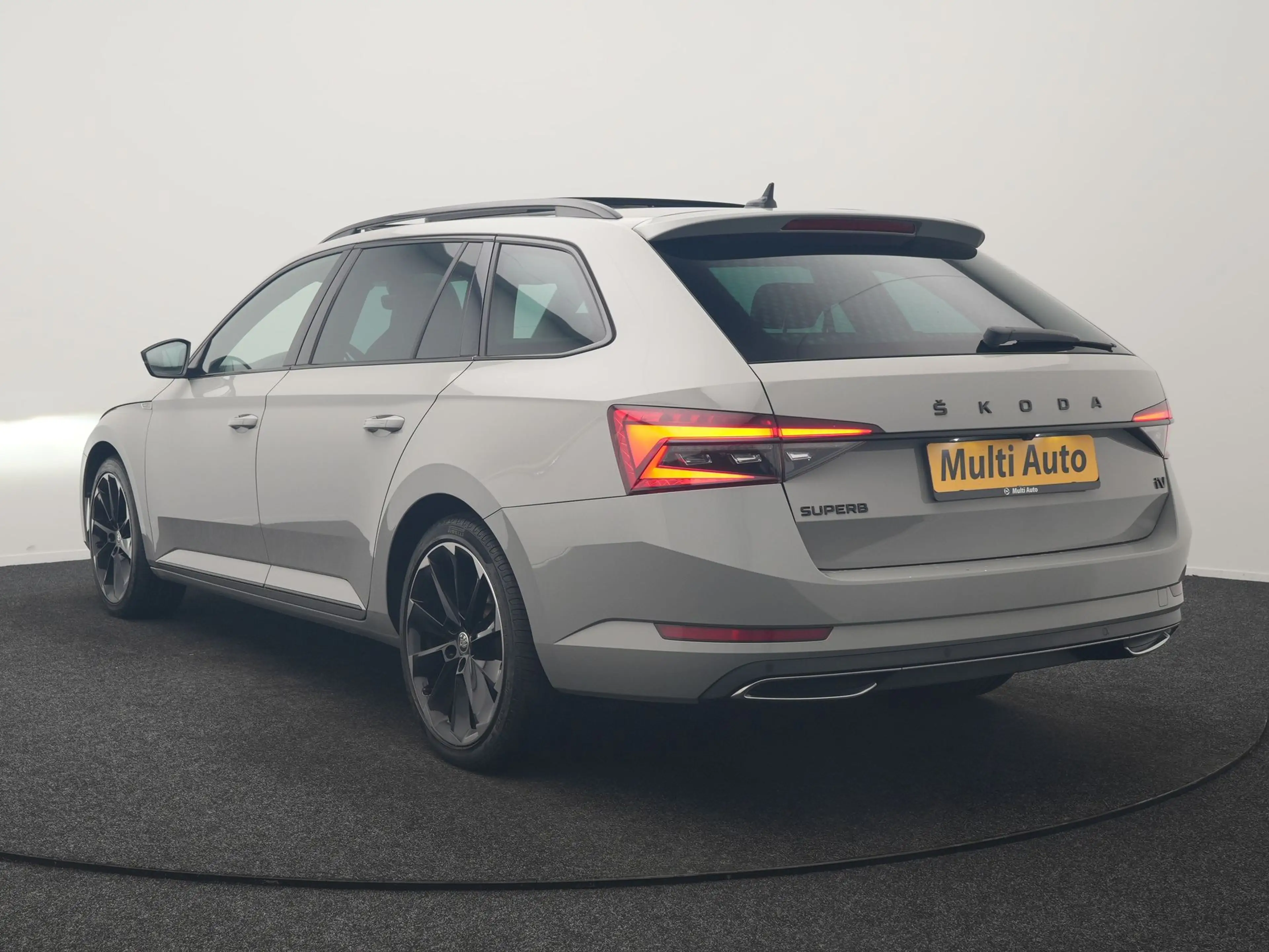 Skoda Superb Combi 1.4 TSI iV Sportline Business PHEV 218pk Dea — photo 27