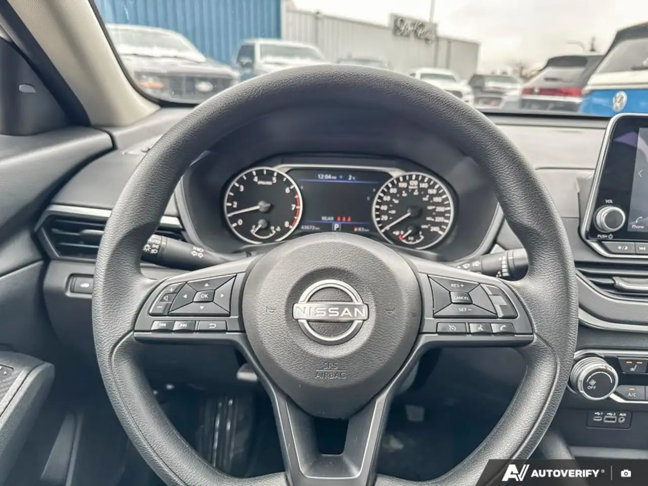 Nissan Altima fotografie Nissan Altima