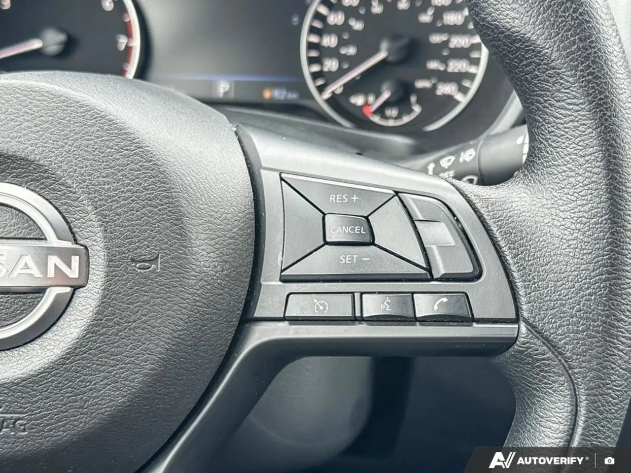 Nissan Altima fotografie Nissan Altima
