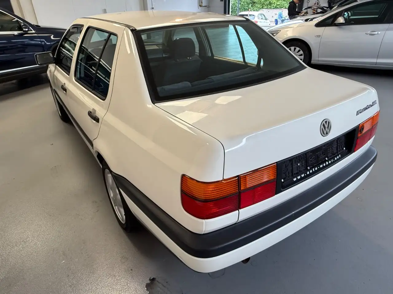 Volkswagen VENTO*1.8 GL*AUTOMATIK*H-KENNZ.*OPA´S LIEBLING*, foto 8
