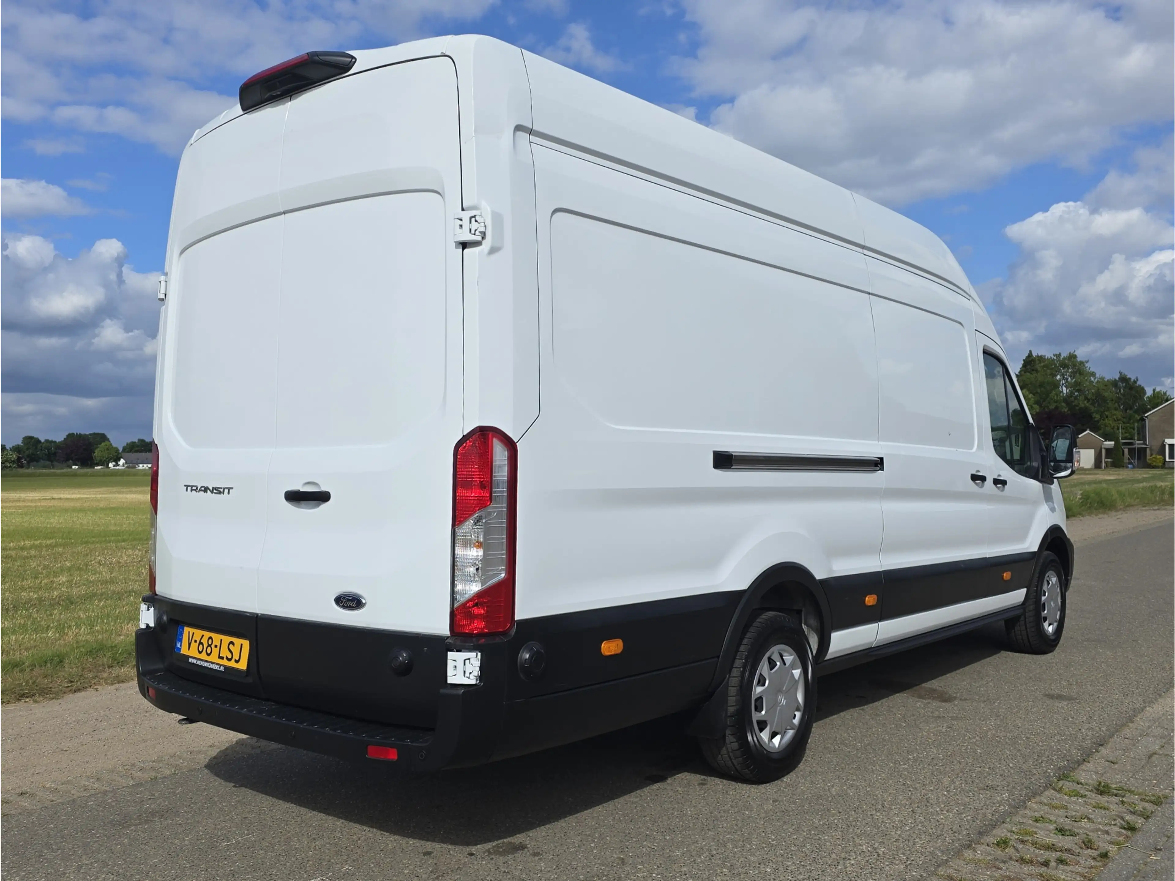Ford Transit 350 2.0 TDCI L4 H3 Trend RWD - 170 Pk - Euro 6 - P — photo 7
