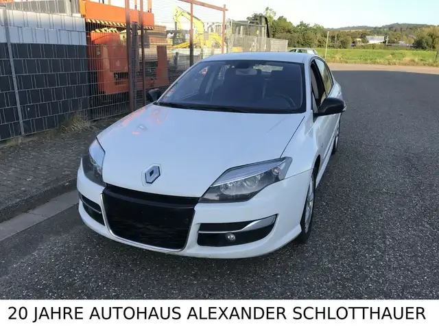 Renault Laguna III 2,0 dCi  Limo; BOSE Edition