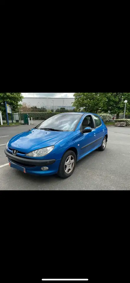 Peugeot 206 1.6i 16V XT