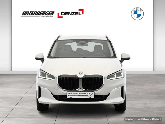 BMW 2 Series view 2