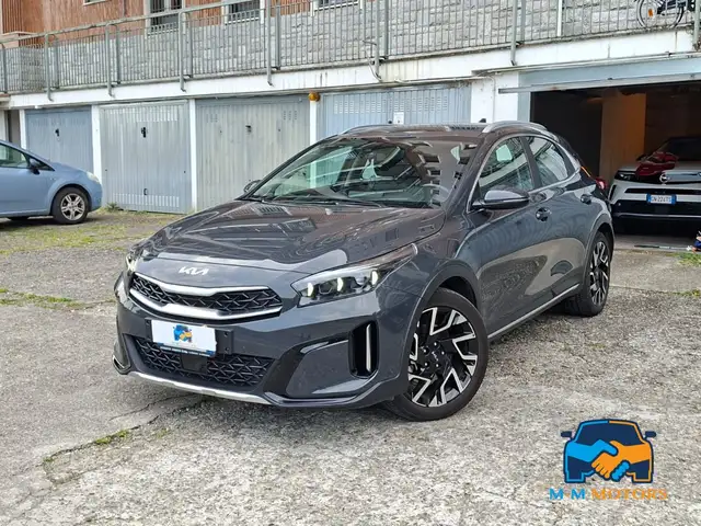 Kia XCeed 1.6 crdi mhev Business 136cv dct