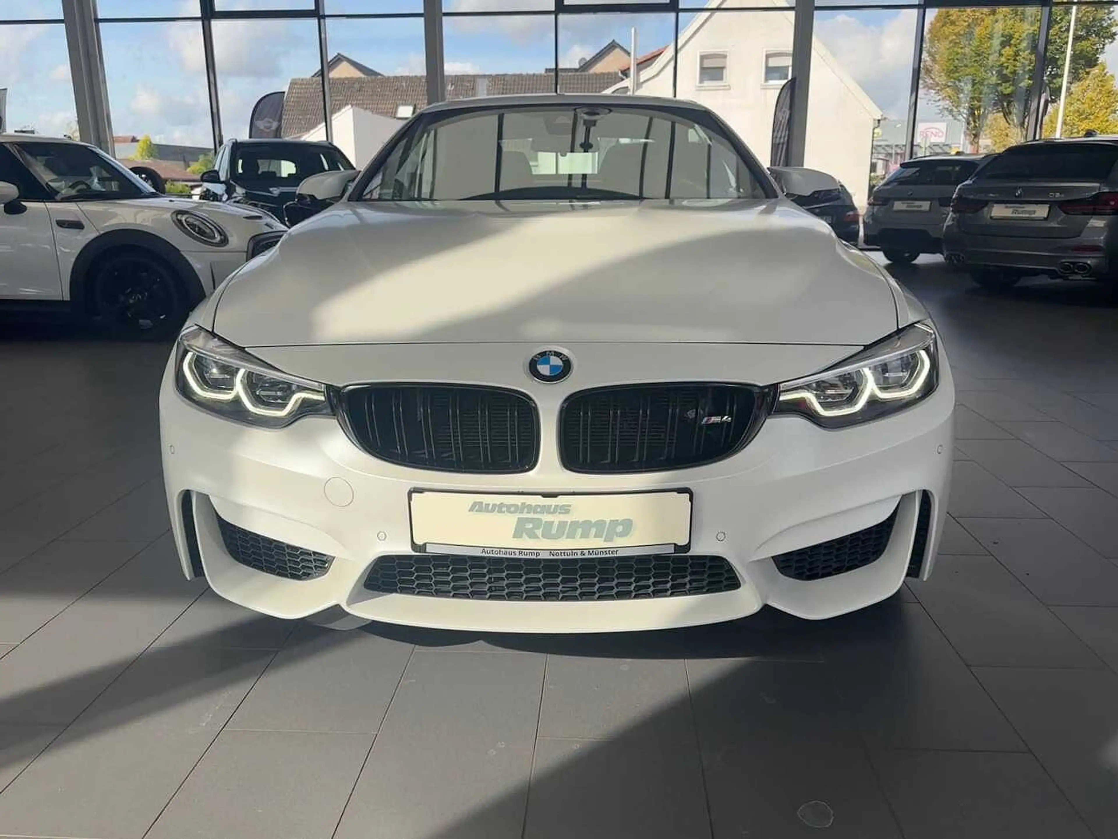BMW M4 Cabrio Competition Individual/HUD/M Driver’s Pac. — photo 3