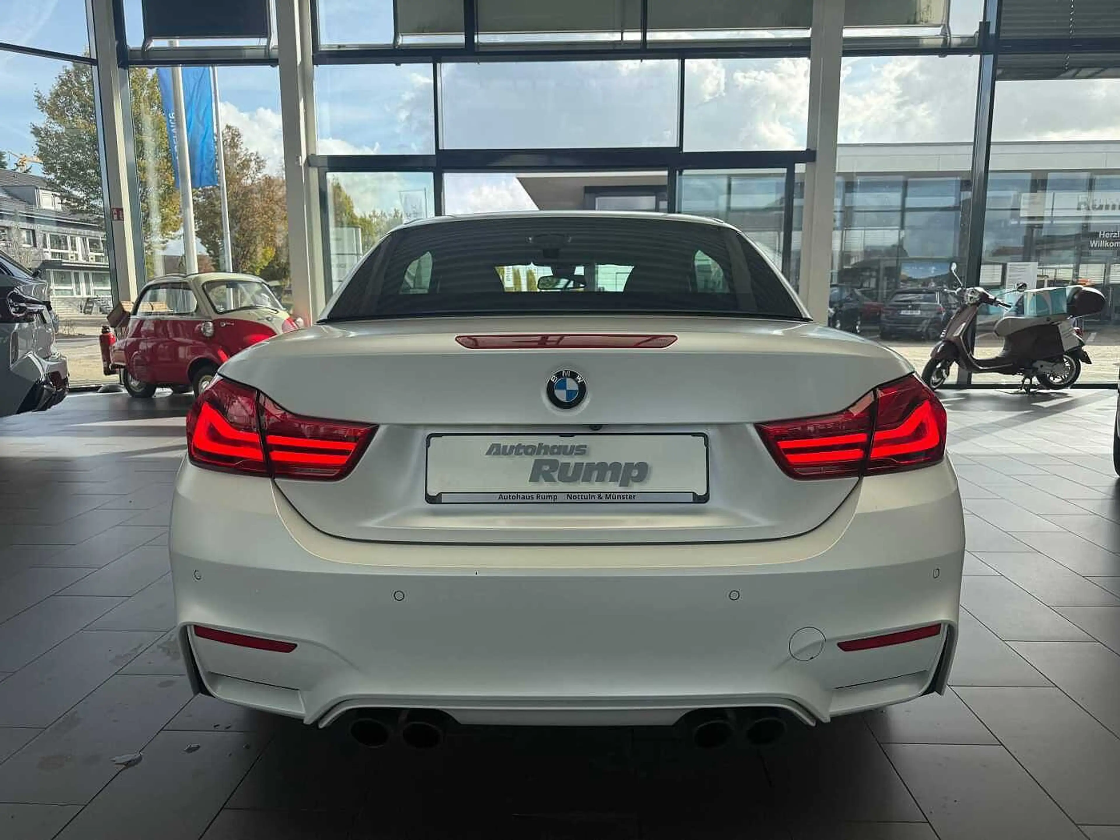 BMW M4 Cabrio Competition Individual/HUD/M Driver’s Pac. — photo 8