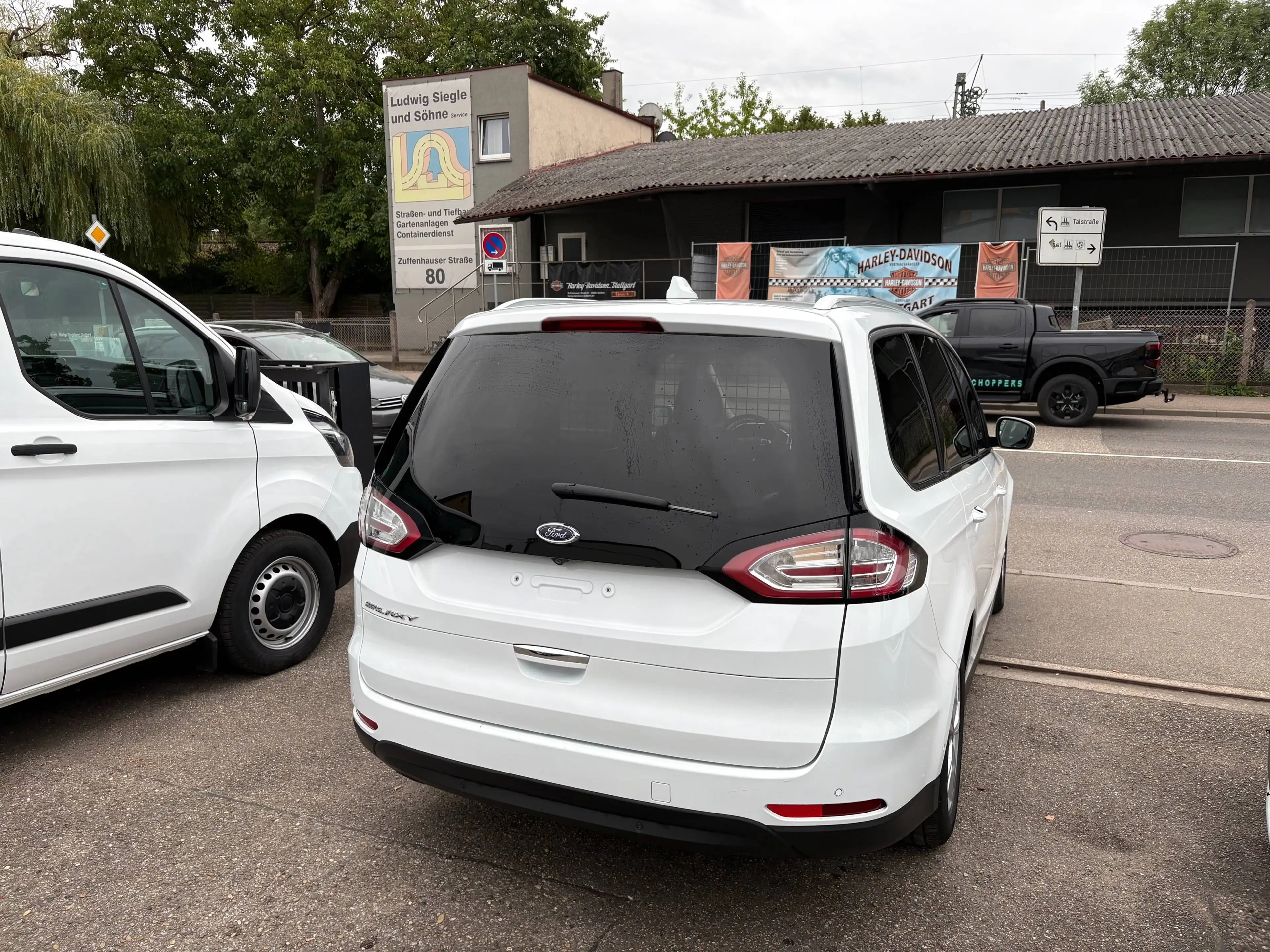 Ford Galaxy Titanium Allrad 7-Sitzer LED AHK 1.Hand — photo 5