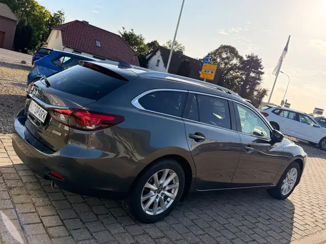 Mazda 6 view 7