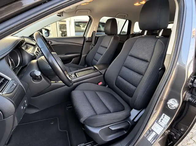 Mazda 6 view 9