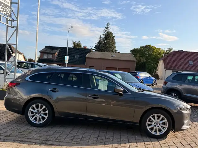 Mazda 6 view 8